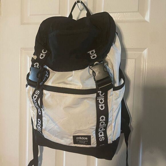 Adidas Black and White Sporty large fabric Backpack with padded back & straps - Picture 2 of 12